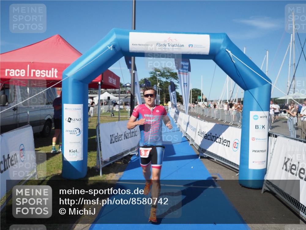 17.08.2025 - KN Förde Triathlon 2025 MichiJ http://msf.ph/oto/8580742 17.08.2025 16:25:06 Laufen 8 meine-sportfotos.de