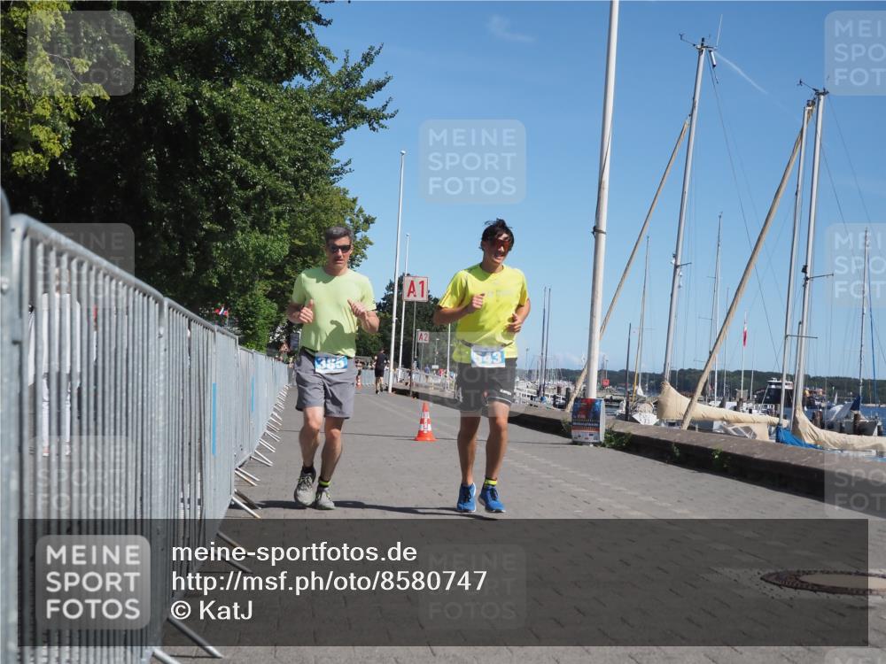 17.08.2025 - KN Förde Triathlon 2025 KatJ http://msf.ph/oto/8580747 17.08.2025 12:19:00 Laufen 385 meine-sportfotos.de