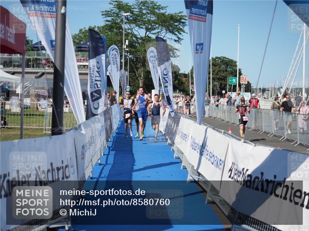 17.08.2025 - KN Förde Triathlon 2025 MichiJ http://msf.ph/oto/8580760 17.08.2025 16:26:22 Laufen 1 meine-sportfotos.de