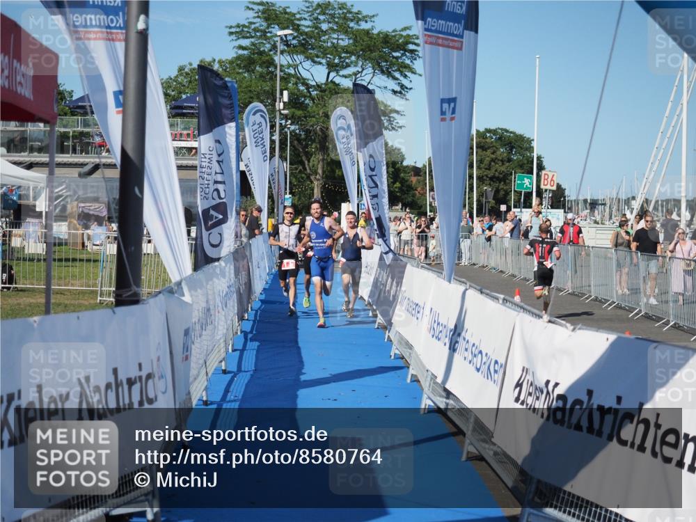 17.08.2025 - KN Förde Triathlon 2025 MichiJ http://msf.ph/oto/8580764 17.08.2025 16:26:22 Laufen 1 meine-sportfotos.de