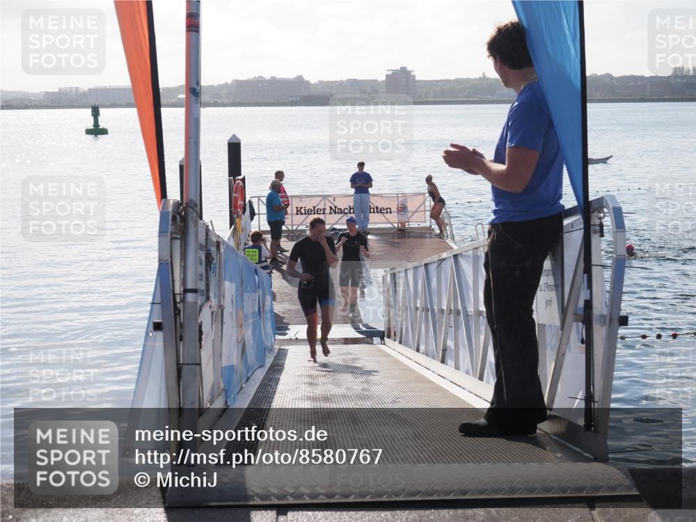 17.08.2025 - KN Förde Triathlon 2025 MichiJ http://msf.ph/oto/8580767 17.08.2025 09:19:11 Schwimmen 173, 184, 173, 184, 219, 220 meine-sportfotos.de