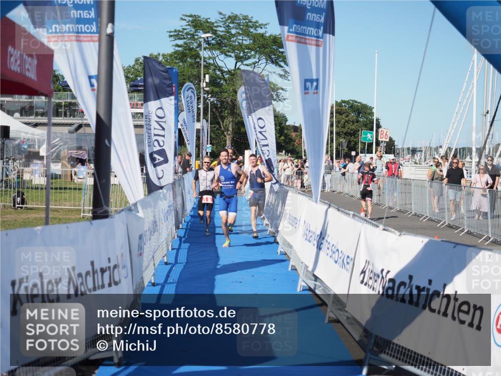17.08.2025 - KN Förde Triathlon 2025 MichiJ http://msf.ph/oto/8580778 17.08.2025 16:26:23 Laufen 1 meine-sportfotos.de