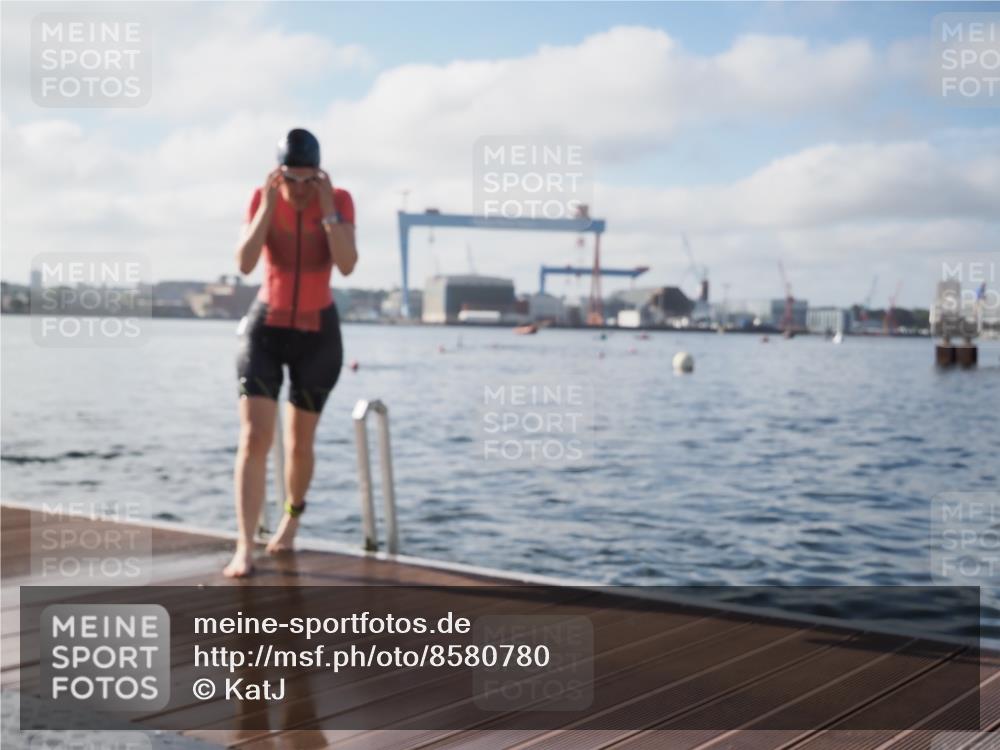 17.08.2025 - KN Förde Triathlon 2025 KatJ http://msf.ph/oto/8580780 17.08.2025 09:23:13 Schwimmen 218, 225, 237, 225, 237 meine-sportfotos.de