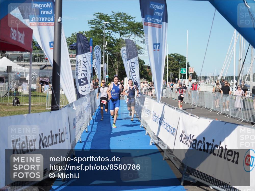 17.08.2025 - KN Förde Triathlon 2025 MichiJ http://msf.ph/oto/8580786 17.08.2025 16:26:23 Laufen 1 meine-sportfotos.de