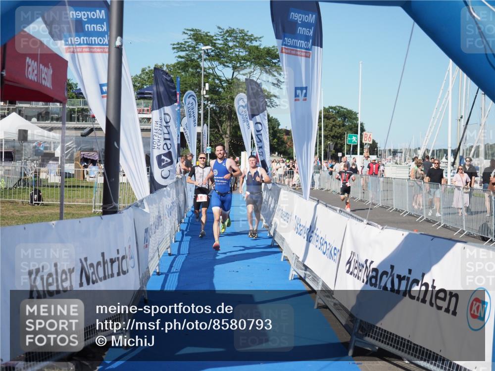 17.08.2025 - KN Förde Triathlon 2025 MichiJ http://msf.ph/oto/8580793 17.08.2025 16:26:24 Laufen 1 meine-sportfotos.de