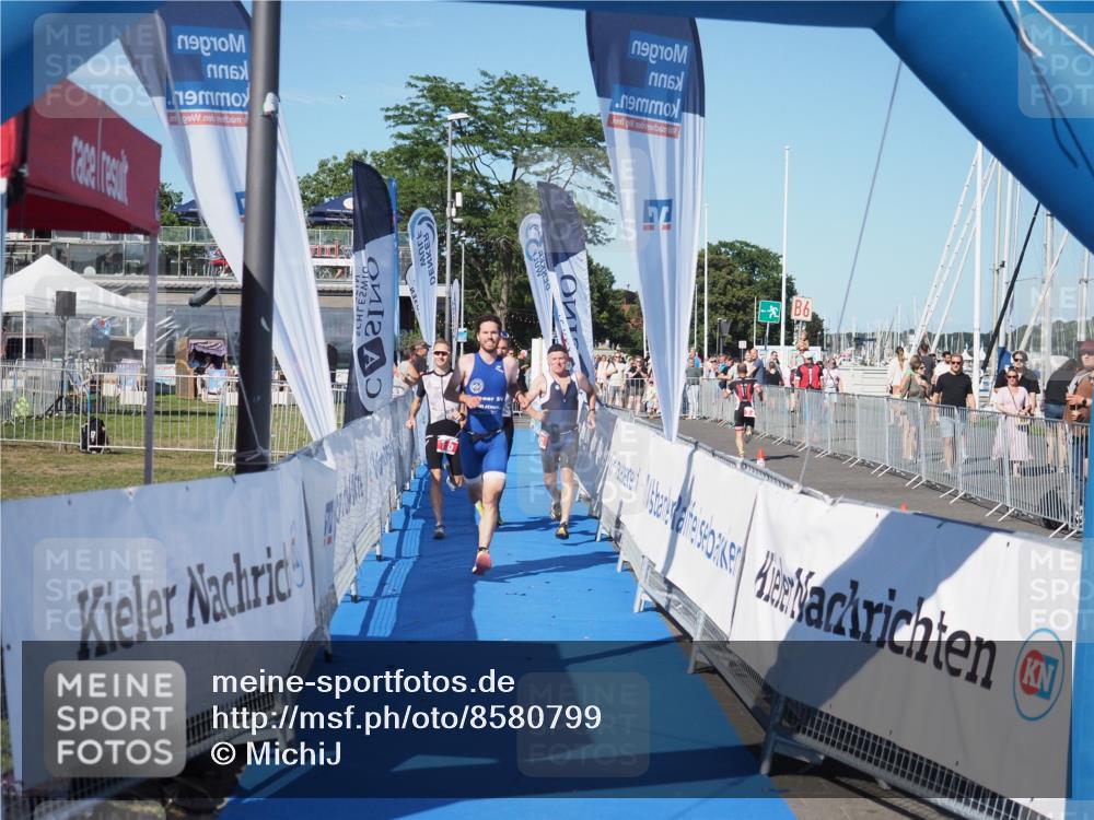 17.08.2025 - KN Förde Triathlon 2025 MichiJ http://msf.ph/oto/8580799 17.08.2025 16:26:24 Laufen 1 meine-sportfotos.de