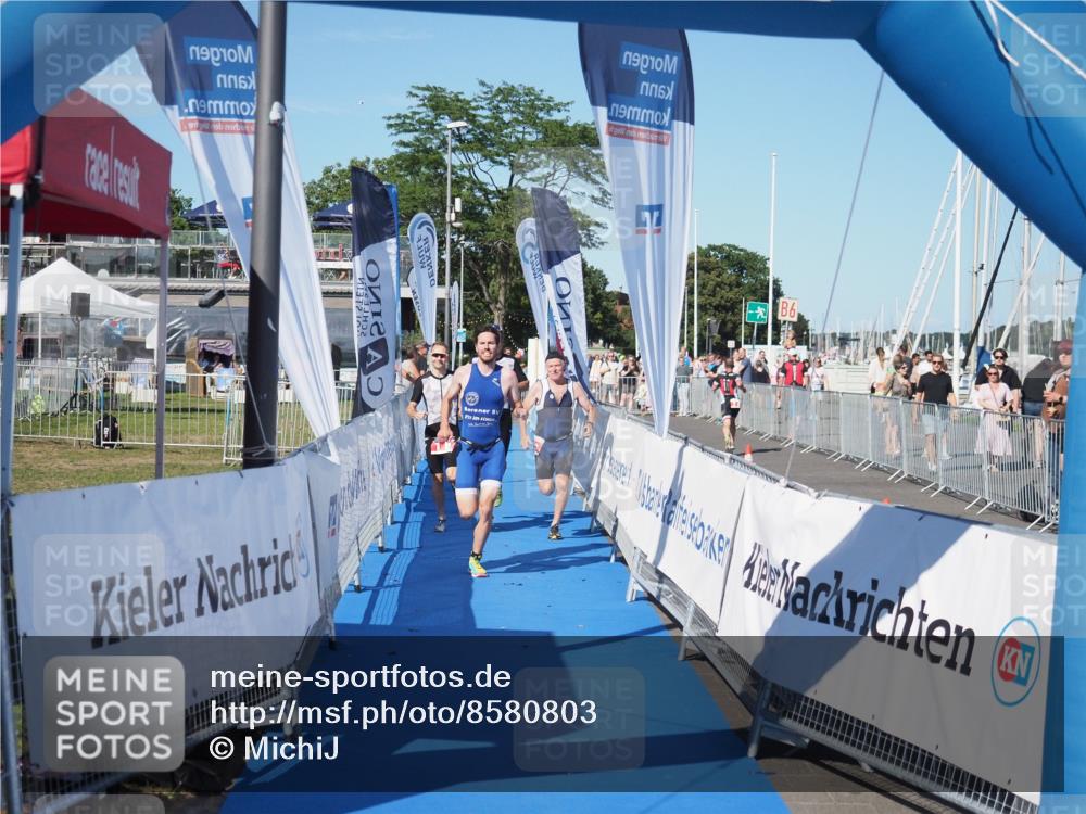 17.08.2025 - KN Förde Triathlon 2025 MichiJ http://msf.ph/oto/8580803 17.08.2025 16:26:24 Laufen 1 meine-sportfotos.de