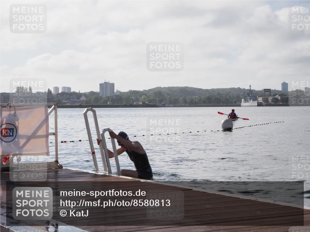 17.08.2025 - KN Förde Triathlon 2025 KatJ http://msf.ph/oto/8580813 17.08.2025 09:23:17 Schwimmen 218, 225, 237, 218, 225, 237 meine-sportfotos.de