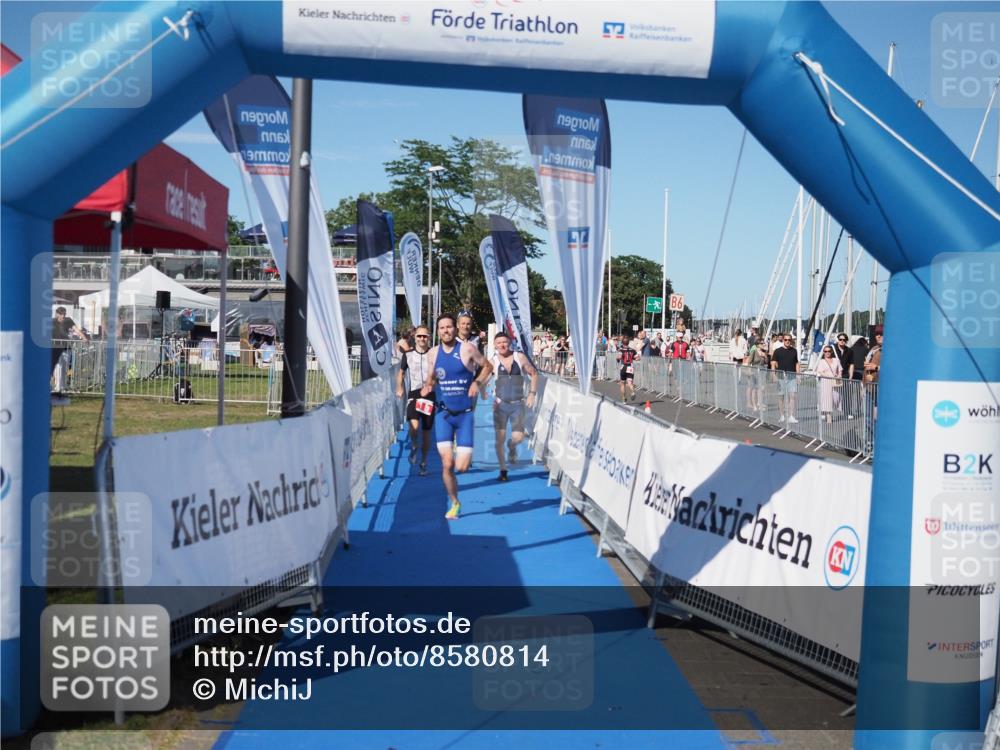 17.08.2025 - KN Förde Triathlon 2025 MichiJ http://msf.ph/oto/8580814 17.08.2025 16:26:25 Laufen 1 meine-sportfotos.de