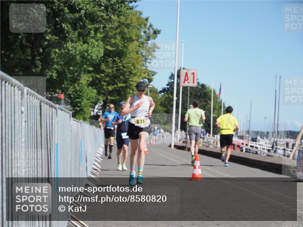 17.08.2025 - KN Förde Triathlon 2025 KatJ http://msf.ph/oto/8580820 17.08.2025 12:19:14 Laufen 285, 631 meine-sportfotos.de