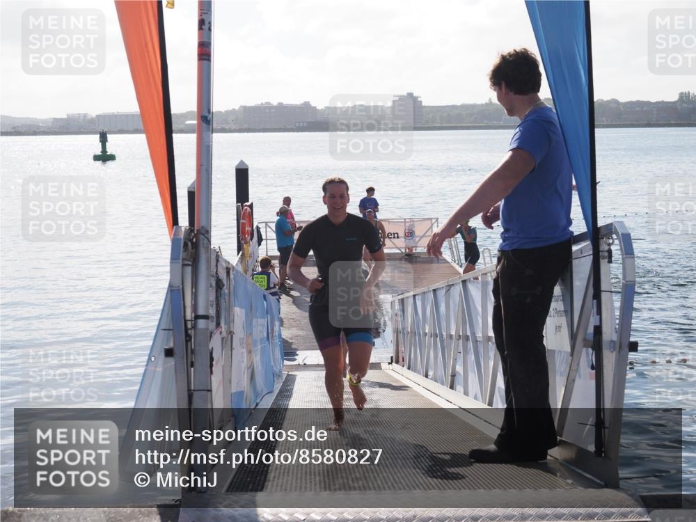 17.08.2025 - KN Förde Triathlon 2025 MichiJ http://msf.ph/oto/8580827 17.08.2025 09:19:13 Schwimmen 173, 184, 173, 184, 219, 220 meine-sportfotos.de