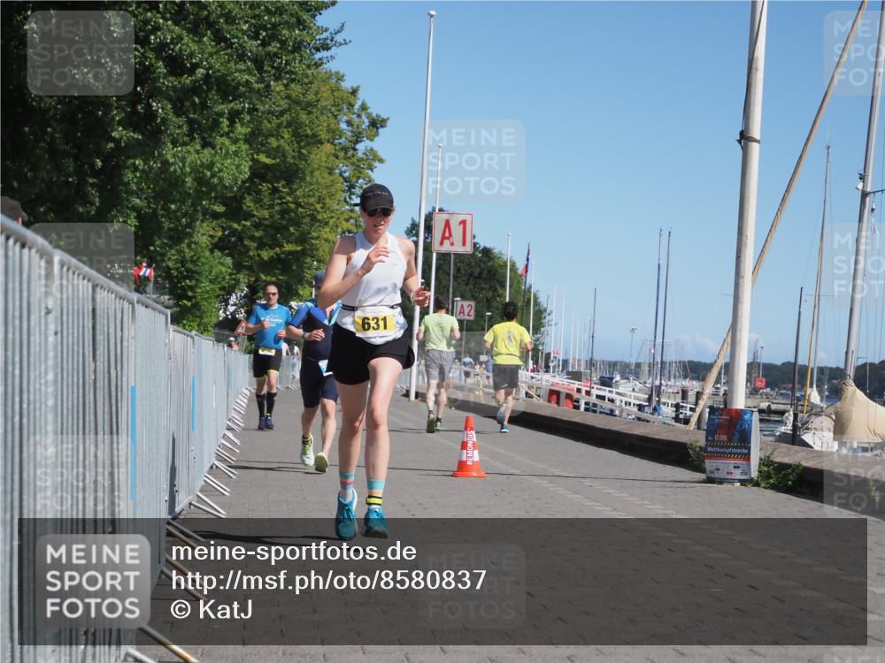 17.08.2025 - KN Förde Triathlon 2025 KatJ http://msf.ph/oto/8580837 17.08.2025 12:19:15 Laufen 285, 631 meine-sportfotos.de
