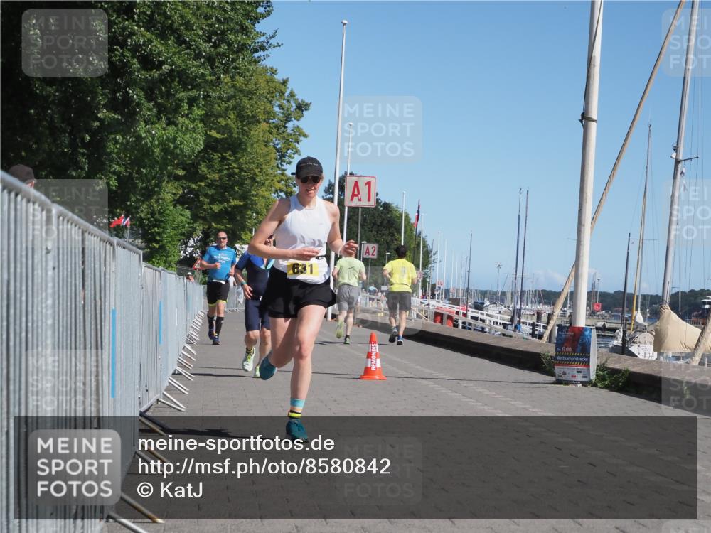 17.08.2025 - KN Förde Triathlon 2025 KatJ http://msf.ph/oto/8580842 17.08.2025 12:19:15 Laufen 285, 631 meine-sportfotos.de