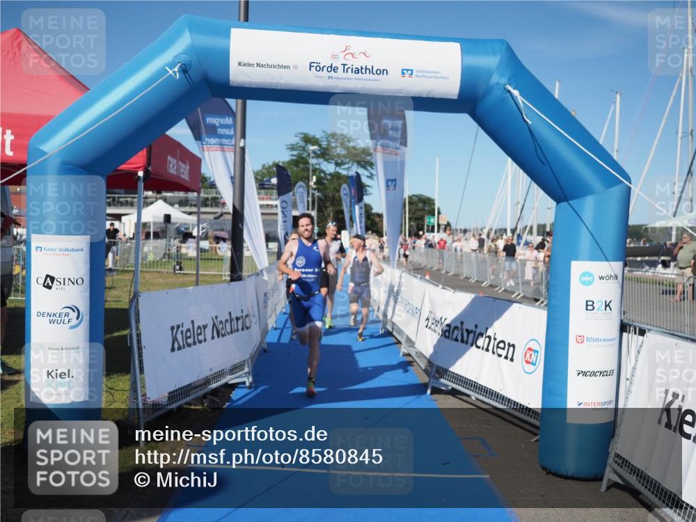 17.08.2025 - KN Förde Triathlon 2025 MichiJ http://msf.ph/oto/8580845 17.08.2025 16:26:26 Laufen 1 meine-sportfotos.de
