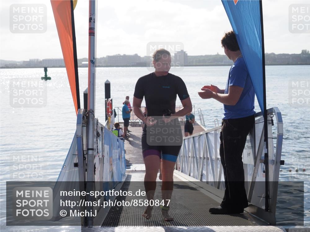 17.08.2025 - KN Förde Triathlon 2025 MichiJ http://msf.ph/oto/8580847 17.08.2025 09:19:14 Schwimmen 173, 184, 173, 184, 219, 220 meine-sportfotos.de