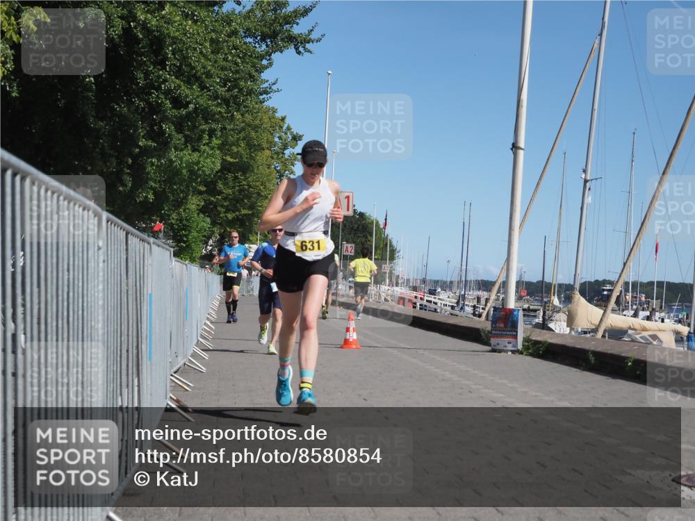 17.08.2025 - KN Förde Triathlon 2025 KatJ http://msf.ph/oto/8580854 17.08.2025 12:19:16 Laufen 285, 626, 631 meine-sportfotos.de