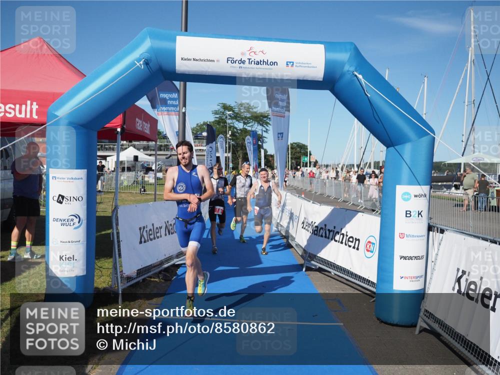 17.08.2025 - KN Förde Triathlon 2025 MichiJ http://msf.ph/oto/8580862 17.08.2025 16:26:26 Laufen 1 meine-sportfotos.de