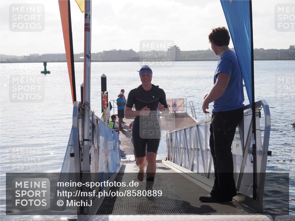 17.08.2025 - KN Förde Triathlon 2025 MichiJ http://msf.ph/oto/8580889 17.08.2025 09:19:16 Schwimmen 173, 184, 220, 173, 183, 219, 220 meine-sportfotos.de