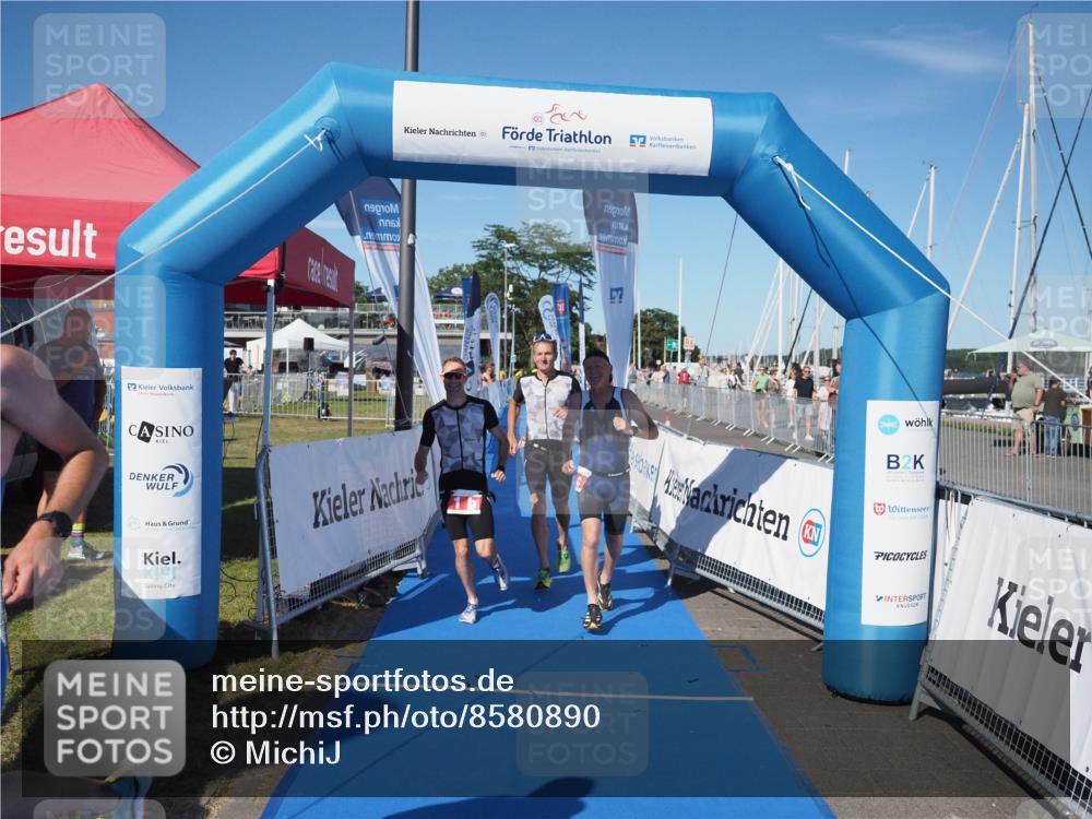 17.08.2025 - KN Förde Triathlon 2025 MichiJ http://msf.ph/oto/8580890 17.08.2025 16:26:27 Laufen 1 meine-sportfotos.de