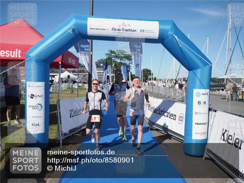 17.08.2025 - KN Förde Triathlon 2025 MichiJ http://msf.ph/oto/8580901 17.08.2025 16:26:27 Laufen 1 meine-sportfotos.de