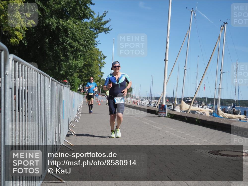 17.08.2025 - KN Förde Triathlon 2025 KatJ http://msf.ph/oto/8580914 17.08.2025 12:19:19 Laufen 285, 626, 631 meine-sportfotos.de