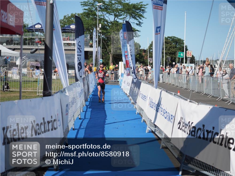 17.08.2025 - KN Förde Triathlon 2025 MichiJ http://msf.ph/oto/8580918 17.08.2025 16:26:35 Laufen 7 meine-sportfotos.de