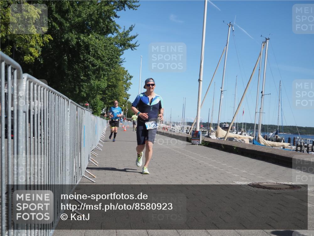 17.08.2025 - KN Förde Triathlon 2025 KatJ http://msf.ph/oto/8580923 17.08.2025 12:19:20 Laufen 285, 626, 631 meine-sportfotos.de
