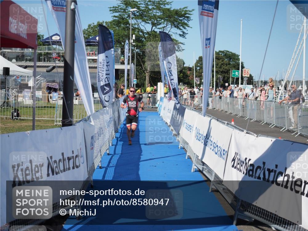 17.08.2025 - KN Förde Triathlon 2025 MichiJ http://msf.ph/oto/8580947 17.08.2025 16:26:36 Laufen 7 meine-sportfotos.de