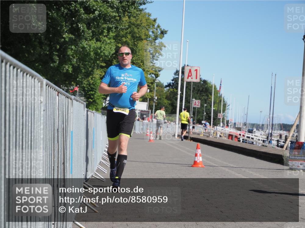 17.08.2025 - KN Förde Triathlon 2025 KatJ http://msf.ph/oto/8580959 17.08.2025 12:19:23 Laufen 285, 626 meine-sportfotos.de