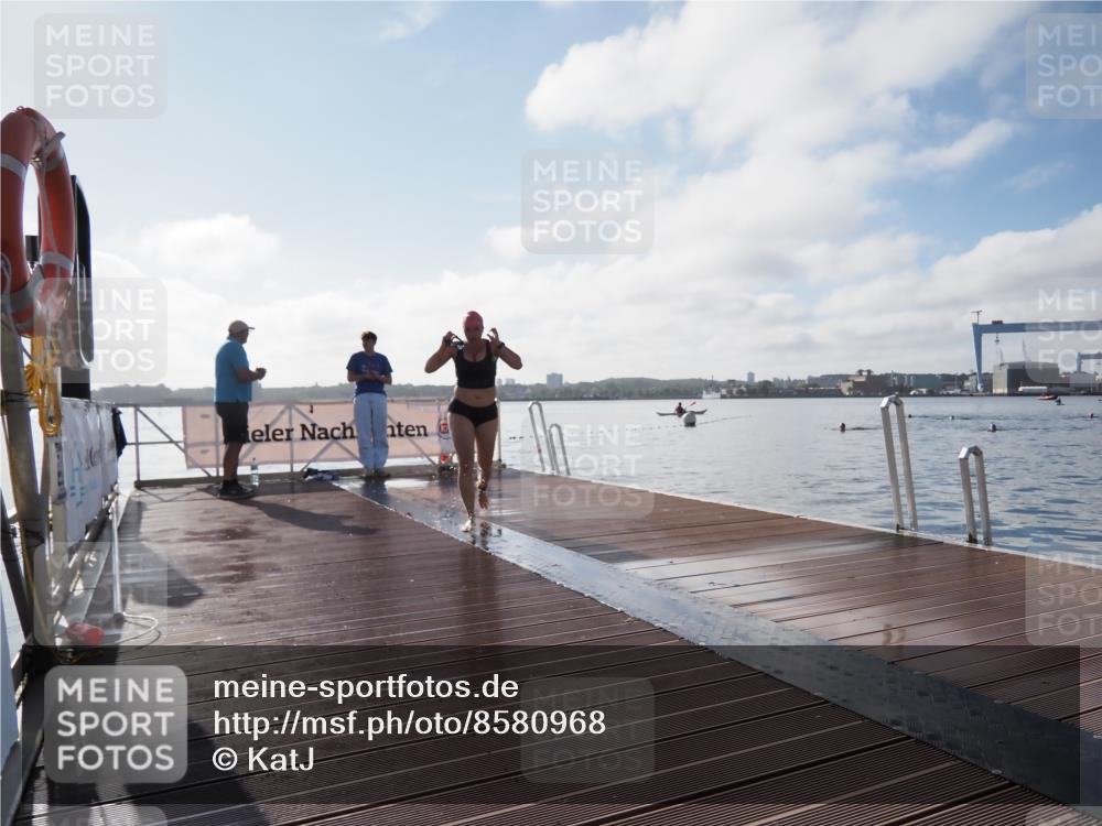 17.08.2025 - KN Förde Triathlon 2025 KatJ http://msf.ph/oto/8580968 17.08.2025 09:23:56 Schwimmen 231, 231 meine-sportfotos.de
