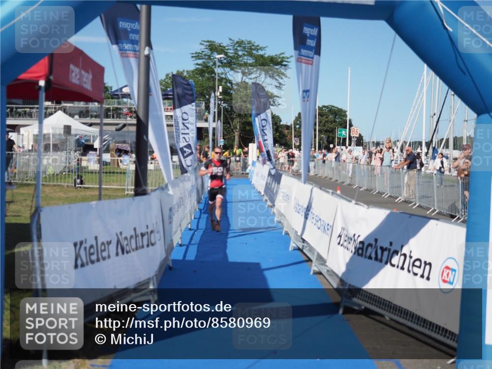 17.08.2025 - KN Förde Triathlon 2025 MichiJ http://msf.ph/oto/8580969 17.08.2025 16:26:37 Laufen 7 meine-sportfotos.de