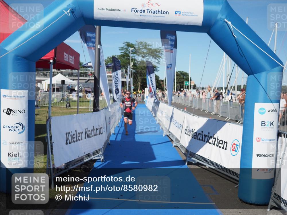 17.08.2025 - KN Förde Triathlon 2025 MichiJ http://msf.ph/oto/8580982 17.08.2025 16:26:37 Laufen 7 meine-sportfotos.de