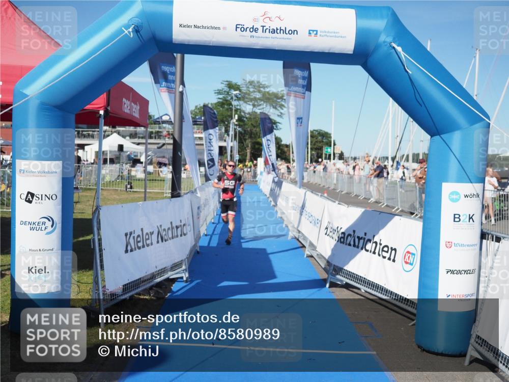 17.08.2025 - KN Förde Triathlon 2025 MichiJ http://msf.ph/oto/8580989 17.08.2025 16:26:38 Laufen 7 meine-sportfotos.de