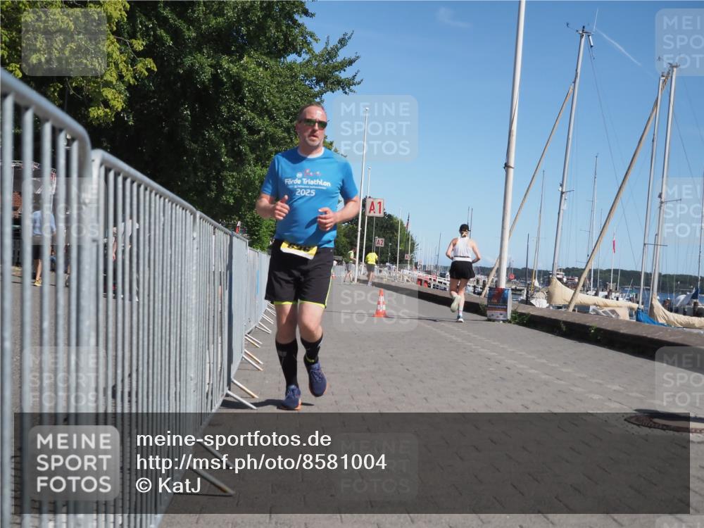17.08.2025 - KN Förde Triathlon 2025 KatJ http://msf.ph/oto/8581004 17.08.2025 12:19:25 Laufen 626 meine-sportfotos.de