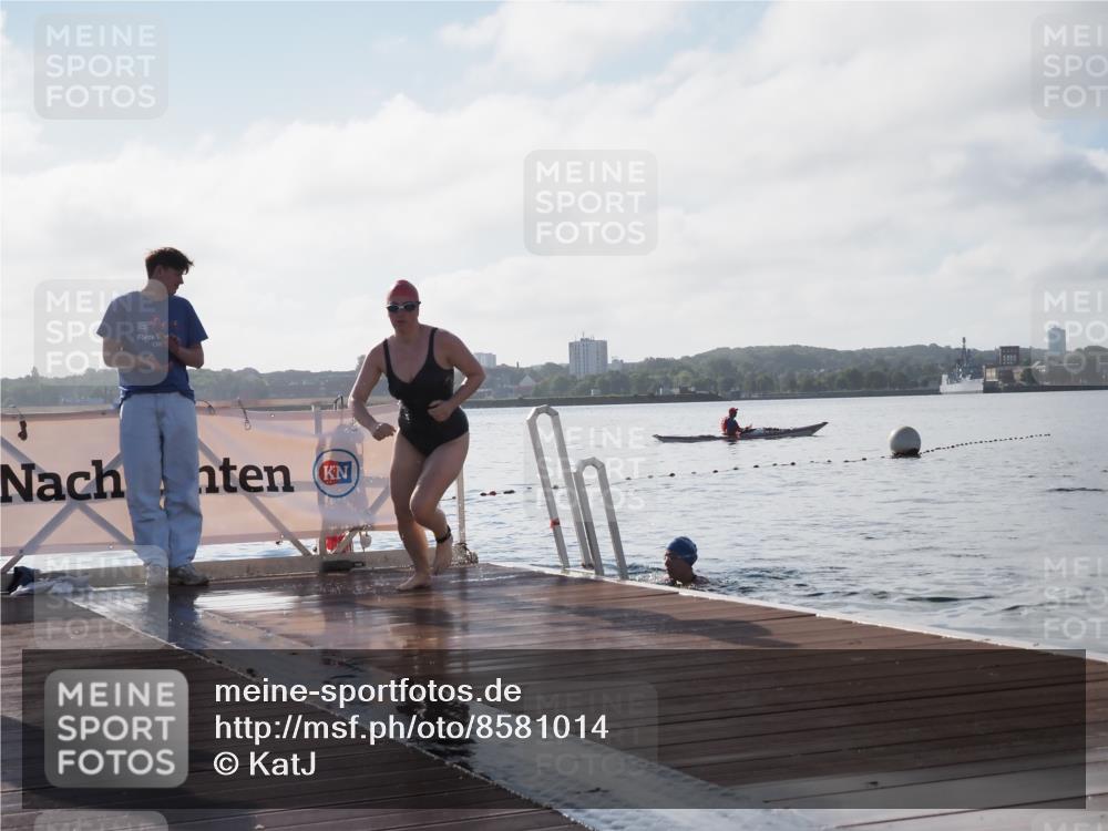 17.08.2025 - KN Förde Triathlon 2025 KatJ http://msf.ph/oto/8581014 17.08.2025 09:24:30 Schwimmen 118, 243, 118, 243 meine-sportfotos.de