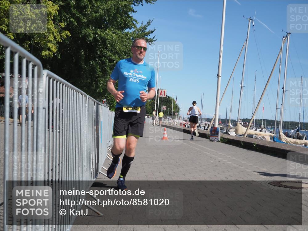 17.08.2025 - KN Förde Triathlon 2025 KatJ http://msf.ph/oto/8581020 17.08.2025 12:19:25 Laufen 626 meine-sportfotos.de