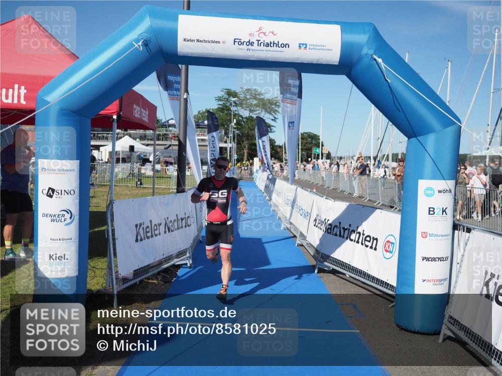 17.08.2025 - KN Förde Triathlon 2025 MichiJ http://msf.ph/oto/8581025 17.08.2025 16:26:39 Laufen 7 meine-sportfotos.de