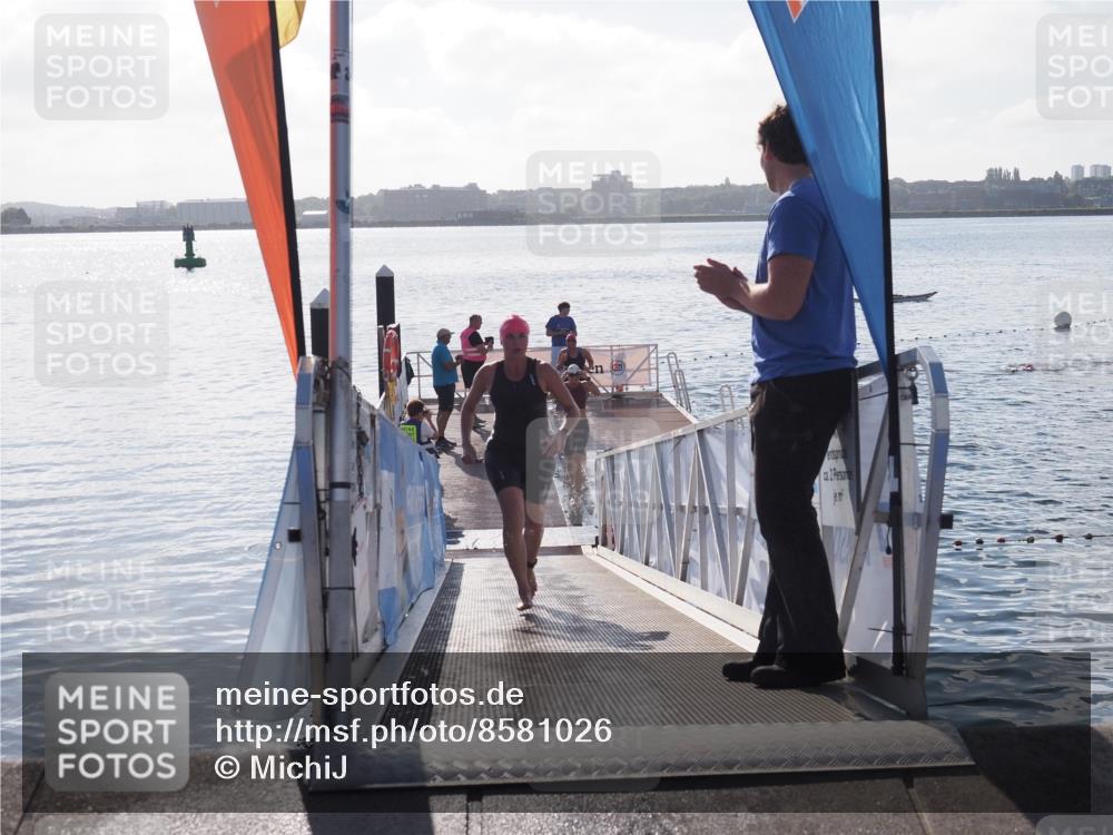 17.08.2025 - KN Förde Triathlon 2025 MichiJ http://msf.ph/oto/8581026 17.08.2025 09:19:31 Schwimmen 183, 219, 220, 183, 186, 187 meine-sportfotos.de