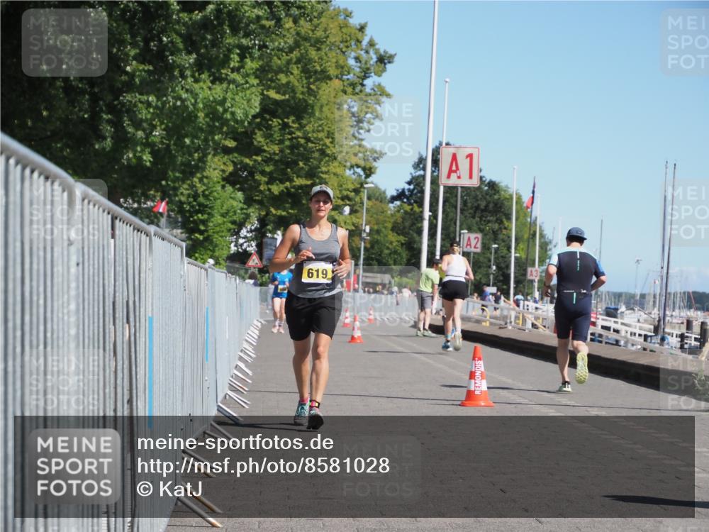 17.08.2025 - KN Förde Triathlon 2025 KatJ http://msf.ph/oto/8581028 17.08.2025 12:19:31 Laufen 619 meine-sportfotos.de