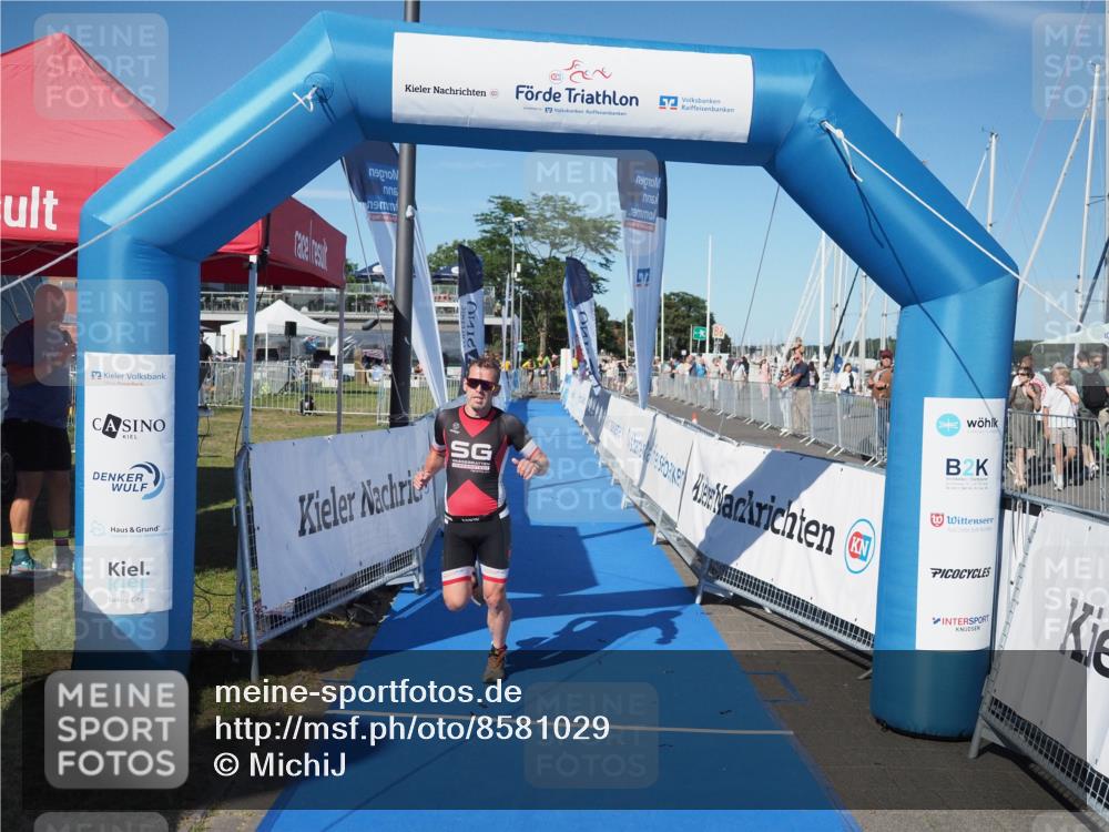 17.08.2025 - KN Förde Triathlon 2025 MichiJ http://msf.ph/oto/8581029 17.08.2025 16:26:39 Laufen 7 meine-sportfotos.de