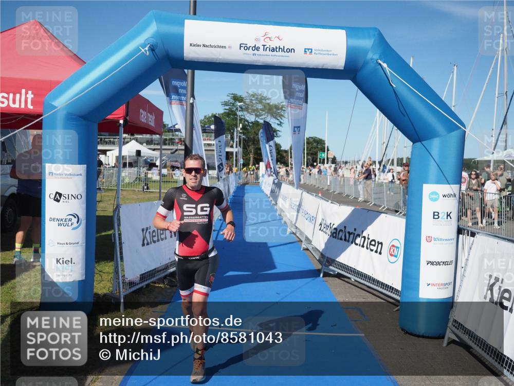 17.08.2025 - KN Förde Triathlon 2025 MichiJ http://msf.ph/oto/8581043 17.08.2025 16:26:40 Laufen 7 meine-sportfotos.de