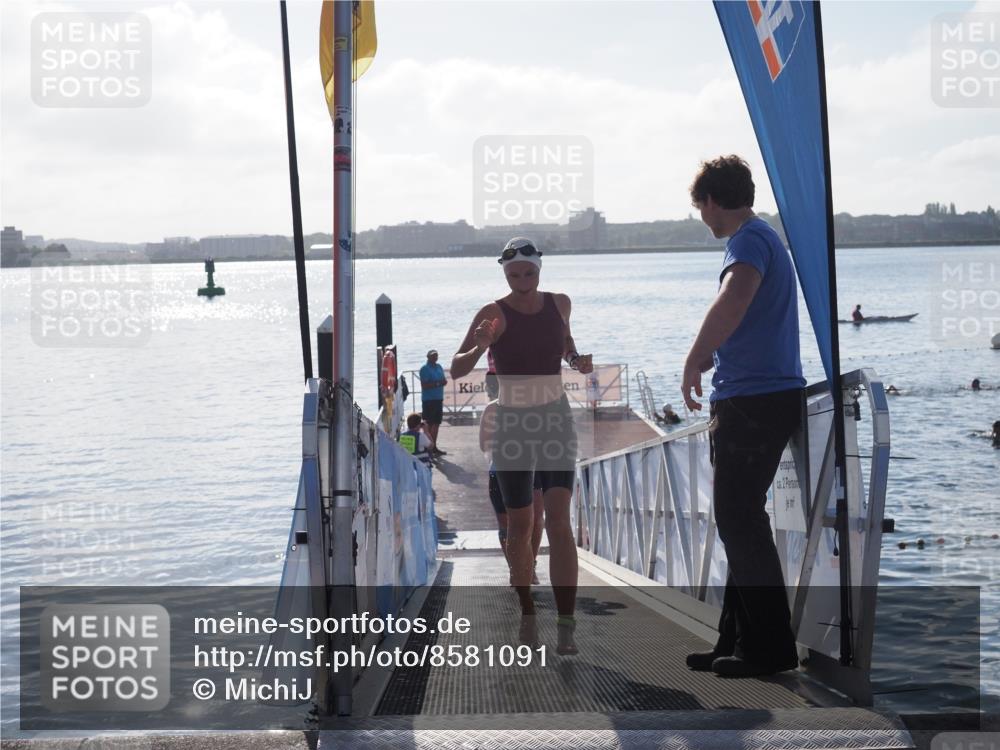 17.08.2025 - KN Förde Triathlon 2025 MichiJ http://msf.ph/oto/8581091 17.08.2025 09:19:36 Schwimmen 183, 186, 187, 186, 187, 190 meine-sportfotos.de