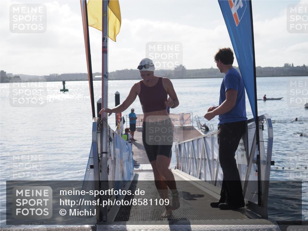 17.08.2025 - KN Förde Triathlon 2025 MichiJ http://msf.ph/oto/8581109 17.08.2025 09:19:37 Schwimmen 183, 186, 187, 186, 187, 190 meine-sportfotos.de