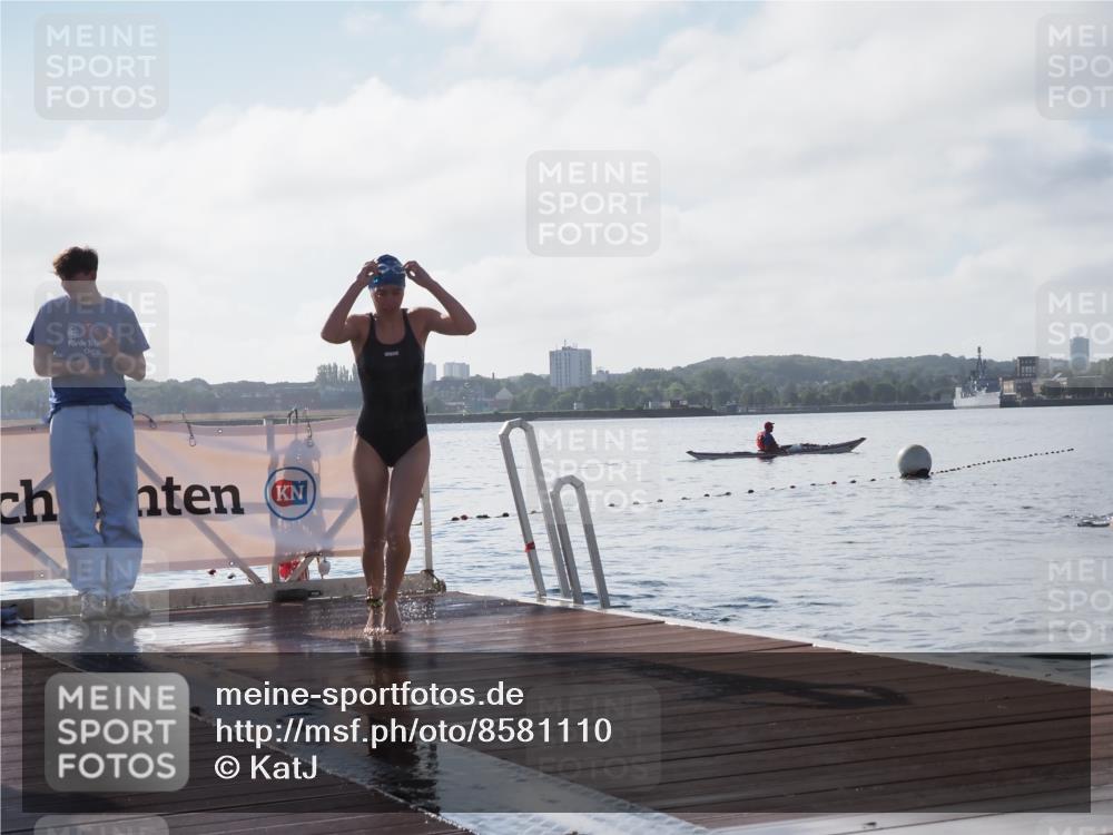 17.08.2025 - KN Förde Triathlon 2025 KatJ http://msf.ph/oto/8581110 17.08.2025 09:24:34 Schwimmen 118, 243, 118, 243 meine-sportfotos.de