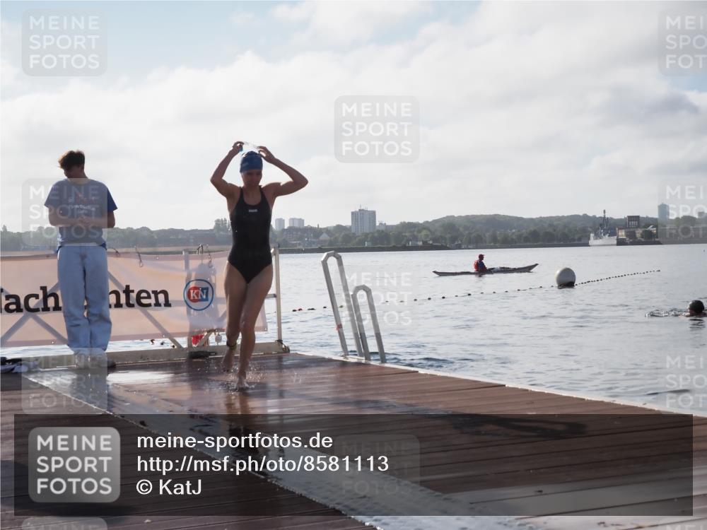17.08.2025 - KN Förde Triathlon 2025 KatJ http://msf.ph/oto/8581113 17.08.2025 09:24:34 Schwimmen 118, 243, 118, 243 meine-sportfotos.de