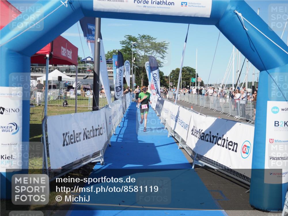 17.08.2025 - KN Förde Triathlon 2025 MichiJ http://msf.ph/oto/8581119 17.08.2025 16:27:28 Laufen 19 meine-sportfotos.de