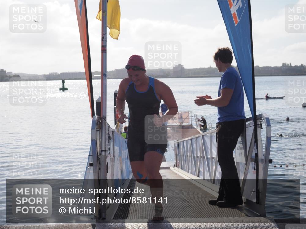 17.08.2025 - KN Förde Triathlon 2025 MichiJ http://msf.ph/oto/8581141 17.08.2025 09:19:38 Schwimmen 183, 186, 187, 163, 186, 190 meine-sportfotos.de