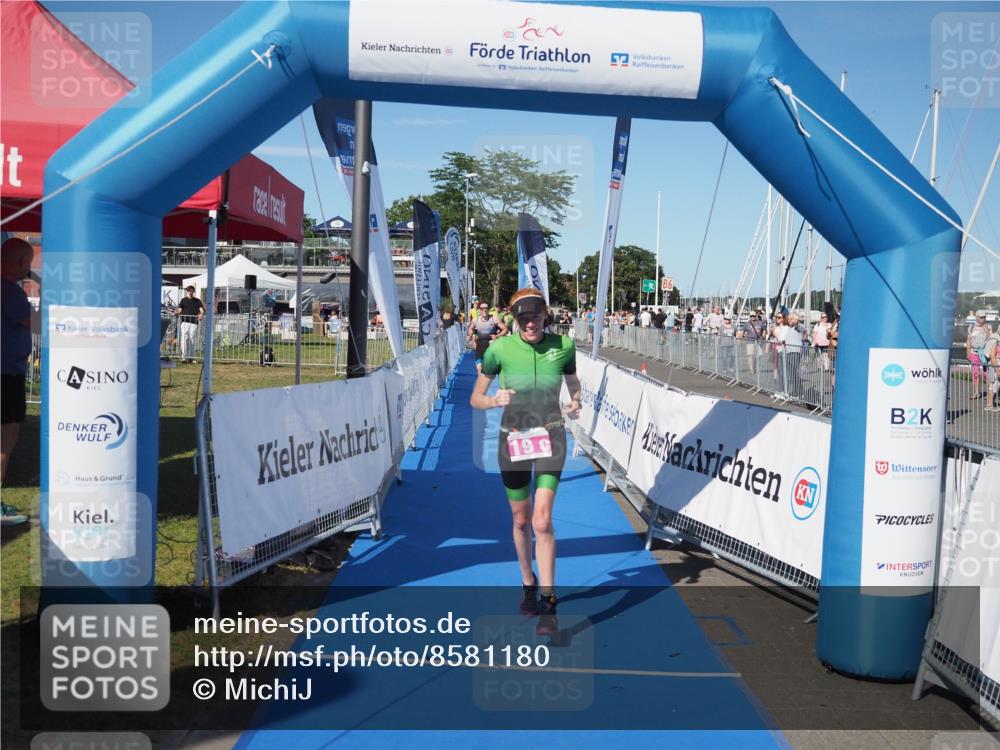 17.08.2025 - KN Förde Triathlon 2025 MichiJ http://msf.ph/oto/8581180 17.08.2025 16:27:30 Laufen 4, 19 meine-sportfotos.de