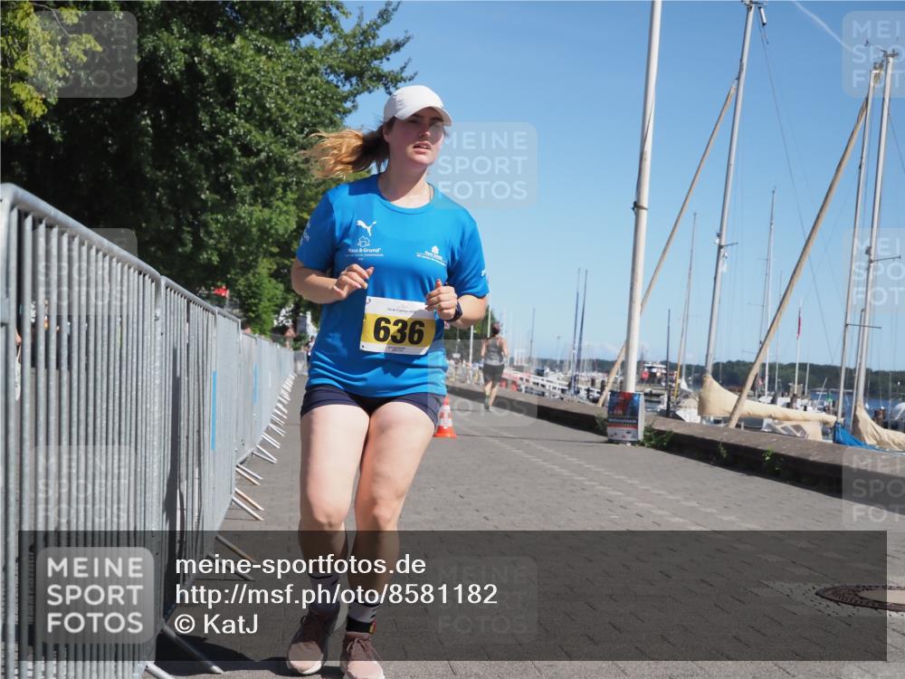 17.08.2025 - KN Förde Triathlon 2025 KatJ http://msf.ph/oto/8581182 17.08.2025 12:19:50 Laufen 636 meine-sportfotos.de