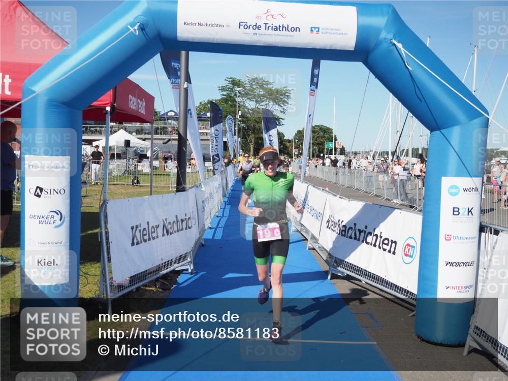 17.08.2025 - KN Förde Triathlon 2025 MichiJ http://msf.ph/oto/8581183 17.08.2025 16:27:31 Laufen 4, 19 meine-sportfotos.de